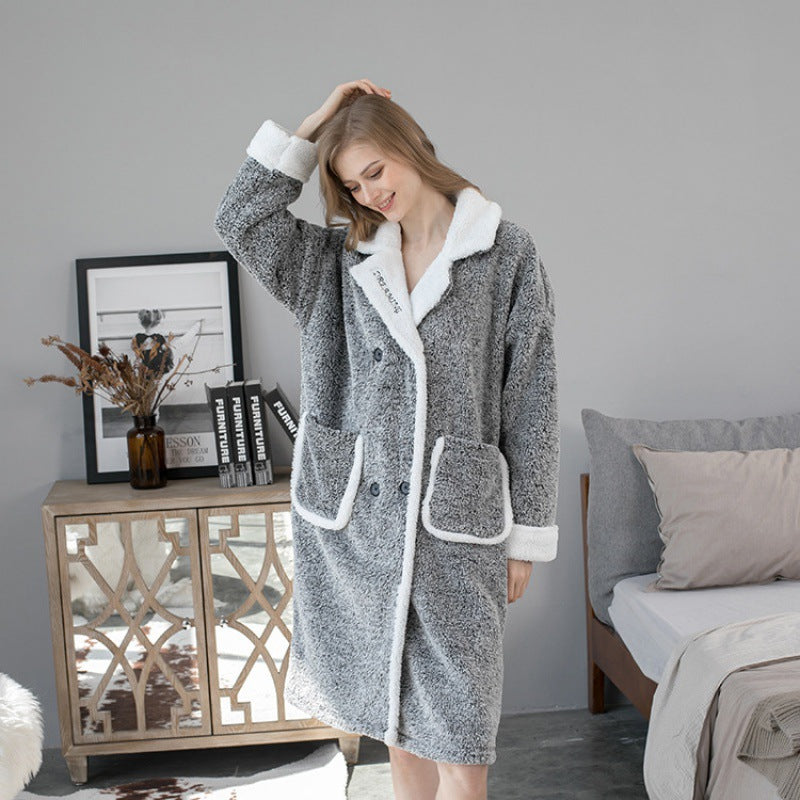 Plush Thickened Men's And Women's Bathrobes And Pajamas Can Be Worn Outside